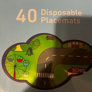 40 Disposable Placemats with Playful Design